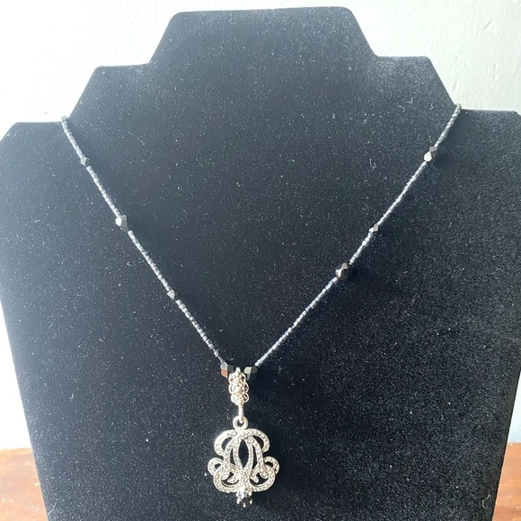 Jewelry - Jewelry BOGO -buy 1 get 1 50% off -Marcasite and jet fashion necklace